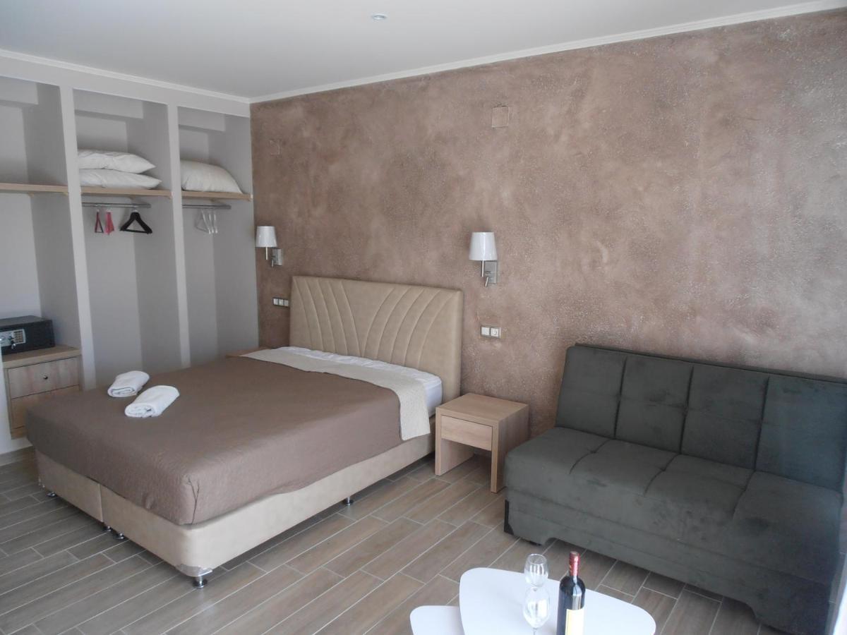 Frosini Gardens Otel Kassiopi Dış mekan fotoğraf