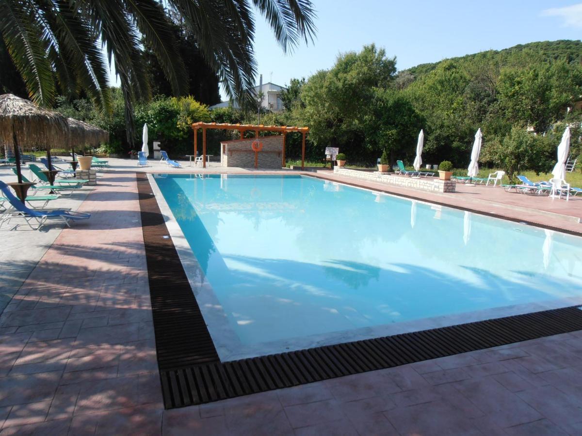 Frosini Gardens Otel Kassiopi Dış mekan fotoğraf