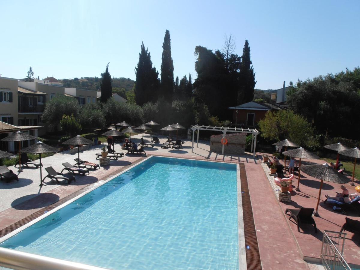 Frosini Gardens Otel Kassiopi Dış mekan fotoğraf