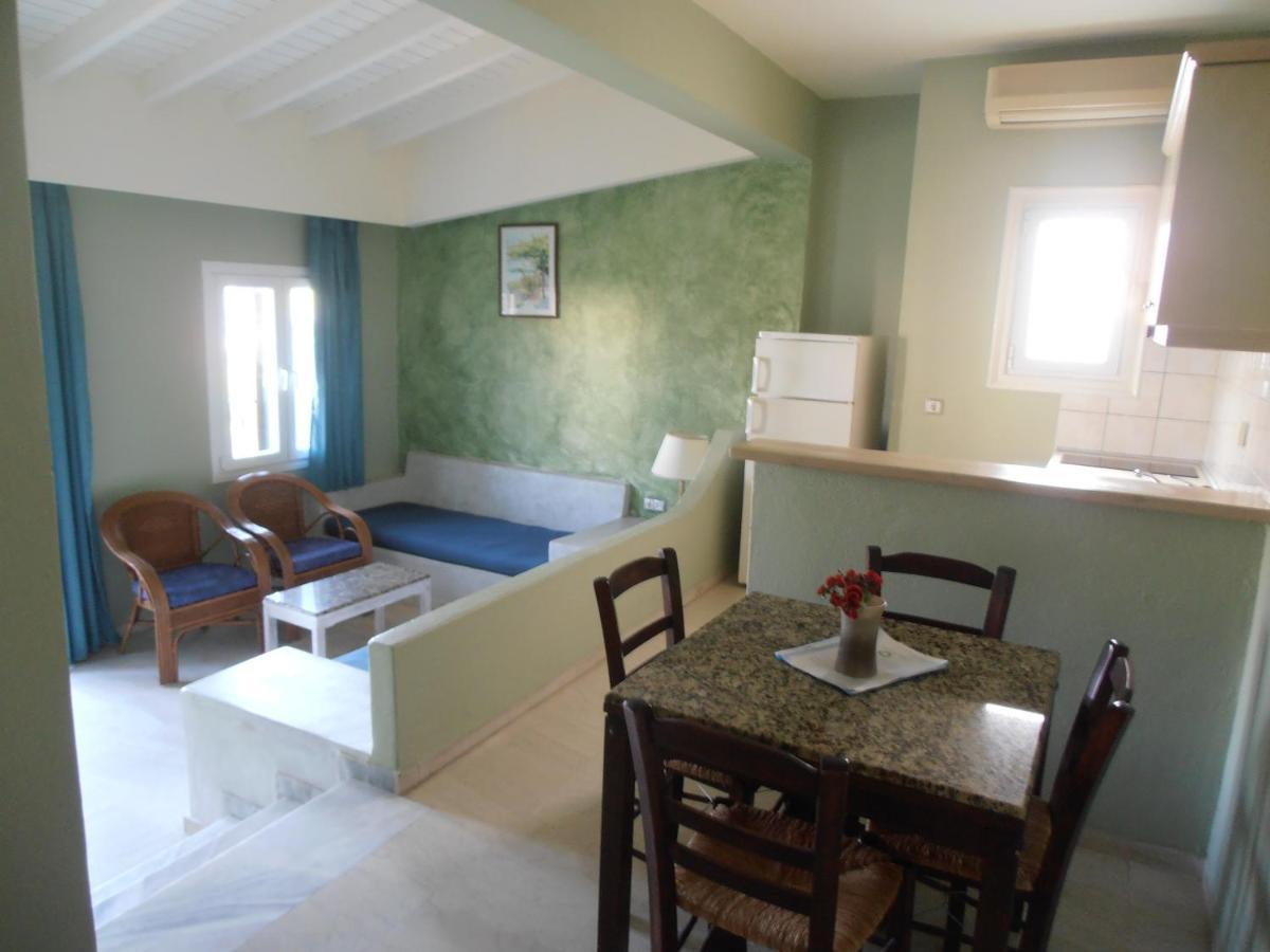 Frosini Gardens Otel Kassiopi Dış mekan fotoğraf